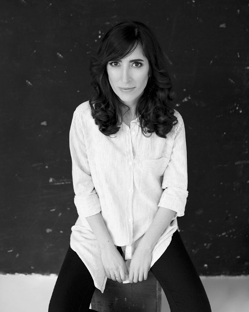 karolina krol minimalist abstract artist for sensitive art lovers
